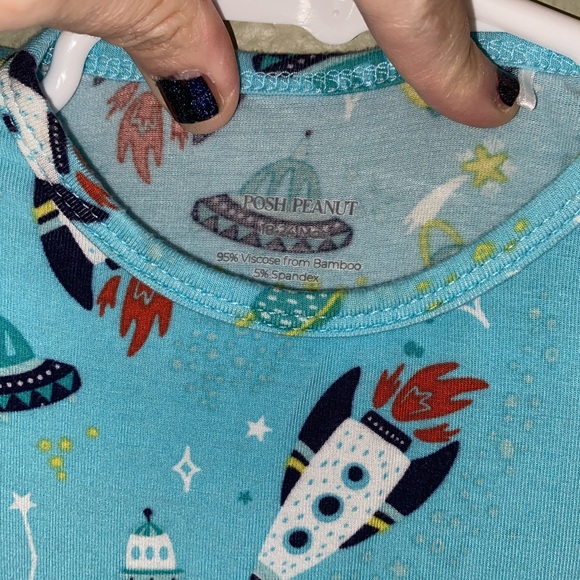 🚀Posh Peanut Romper🚀 - Picture 3 of 4